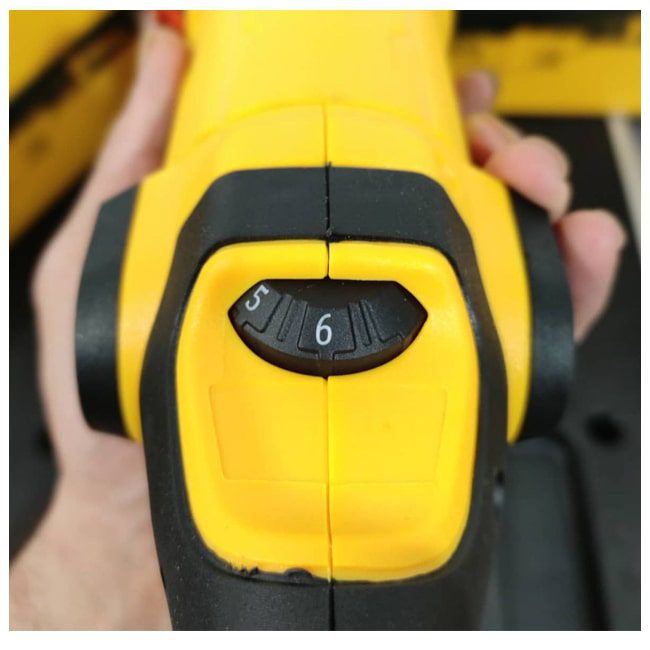 مینی فرز وسط دیوالت 1600 وات مدل Dewalt 4075