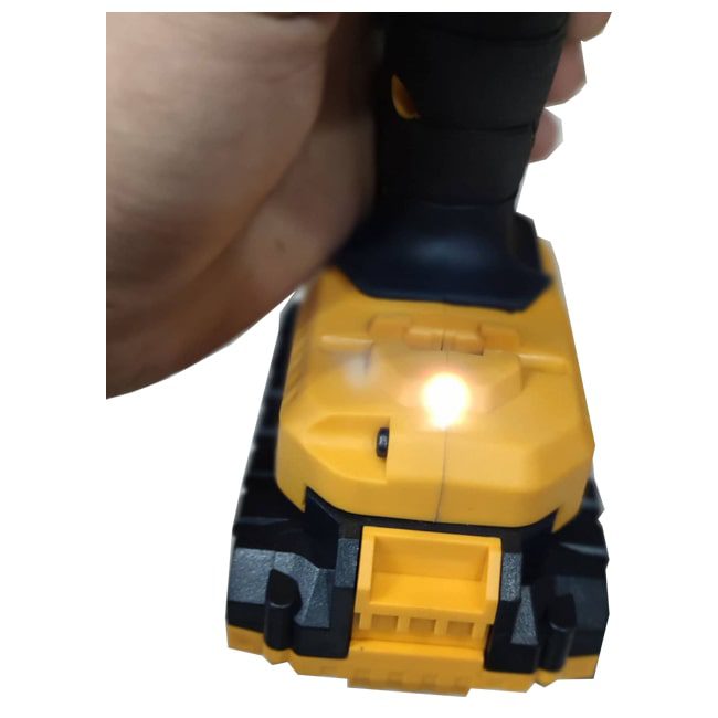 دریل شارژی دیوالت 88 ولت ( 28 ولت واقعی ) سه نظام Dewalt 88V